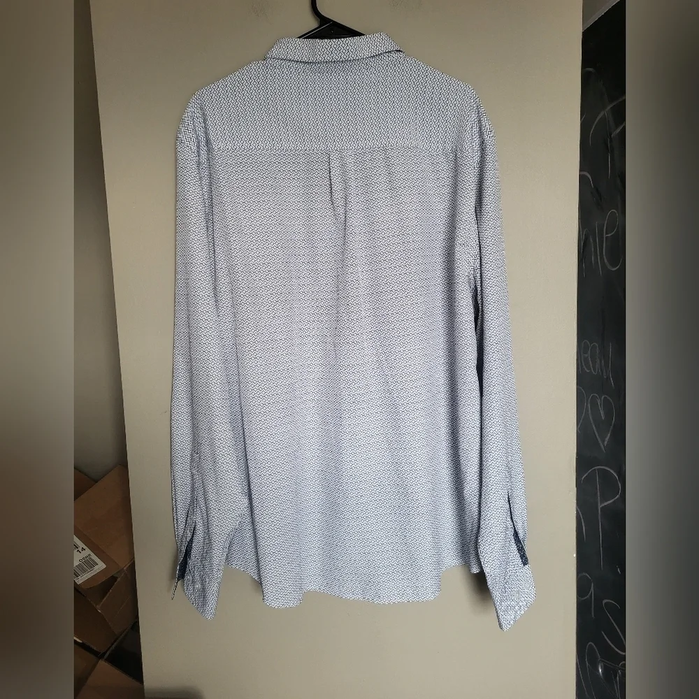 Report Collection Men's White and Blue Button Down Dress Shirt, Size XXL - Picture 2 of 4